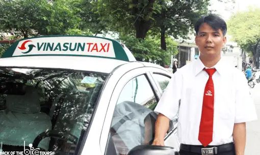 How to take a taxi in Ho Chi Minh with Vina Sun