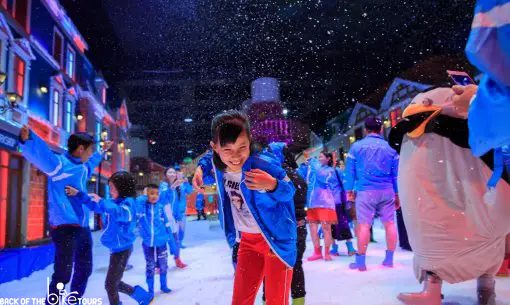 The largest indoor snow town all over SouthEast Asia